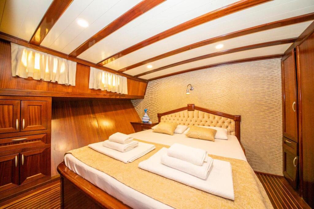 Gulet & Motor Sailer 