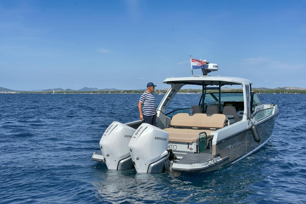 Motorboot 