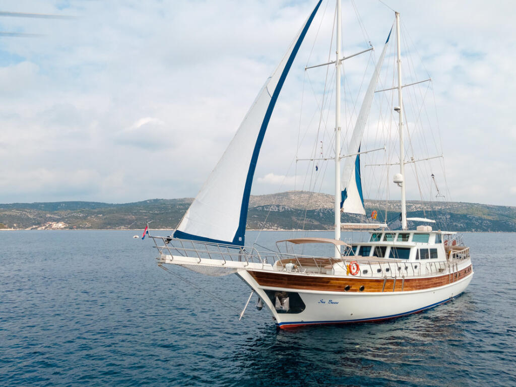 Gulet & Motor Sailer 