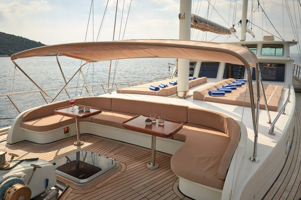 Gulet & Motor Sailer 