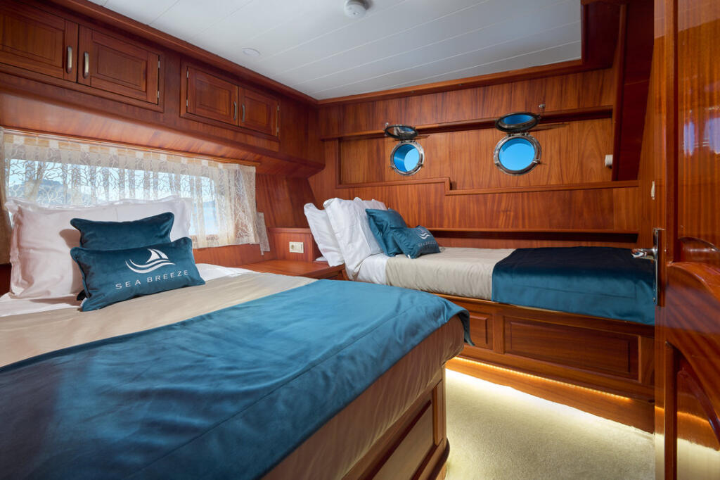 Gulet & Motor Sailer 