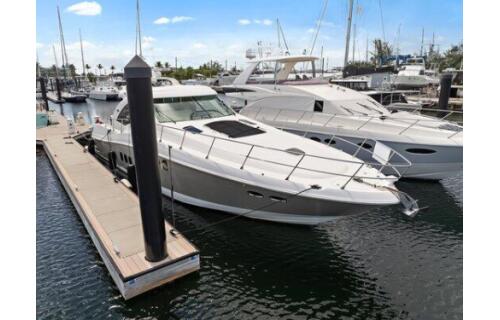 Motor boat 