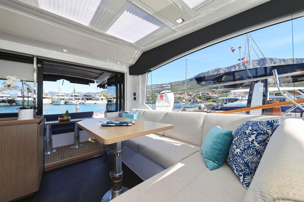 Motoryacht 