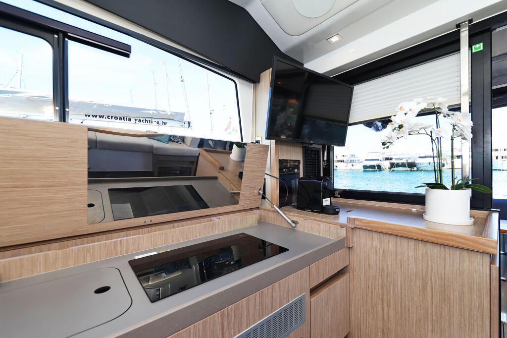 Motoryacht 