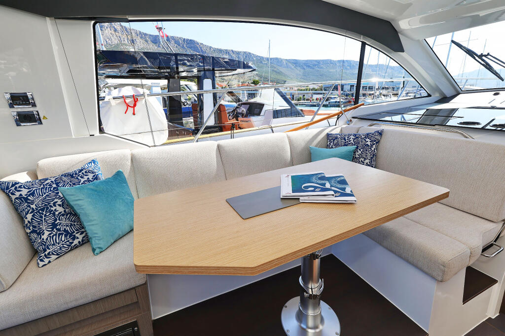 Motoryacht 