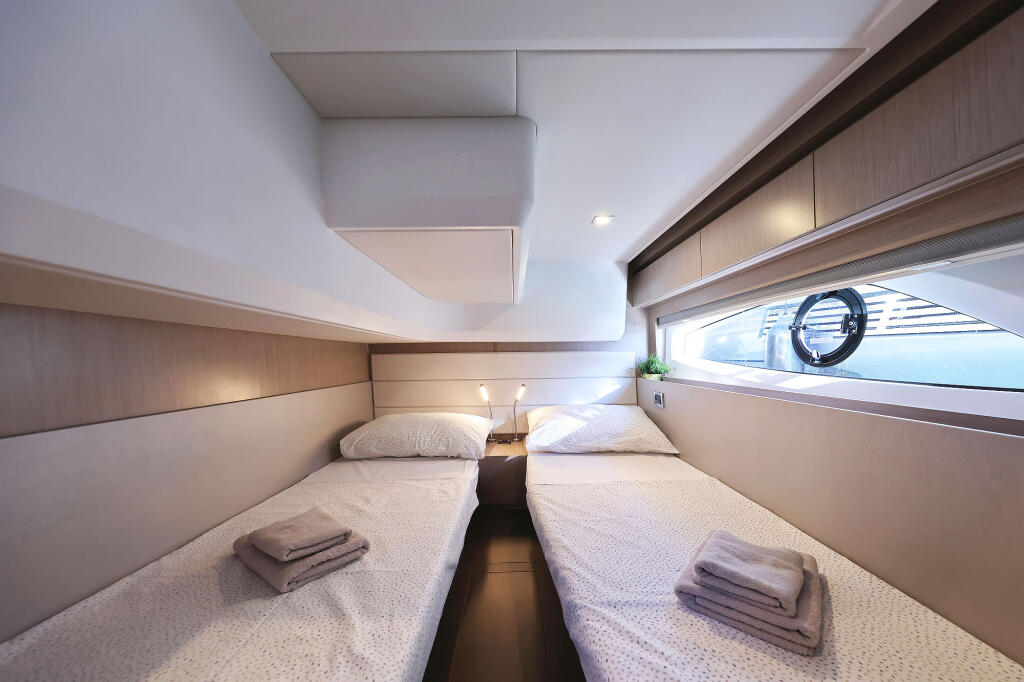 Motoryacht 
