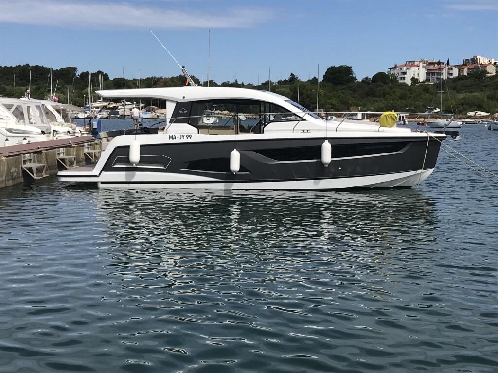 Motoryacht 