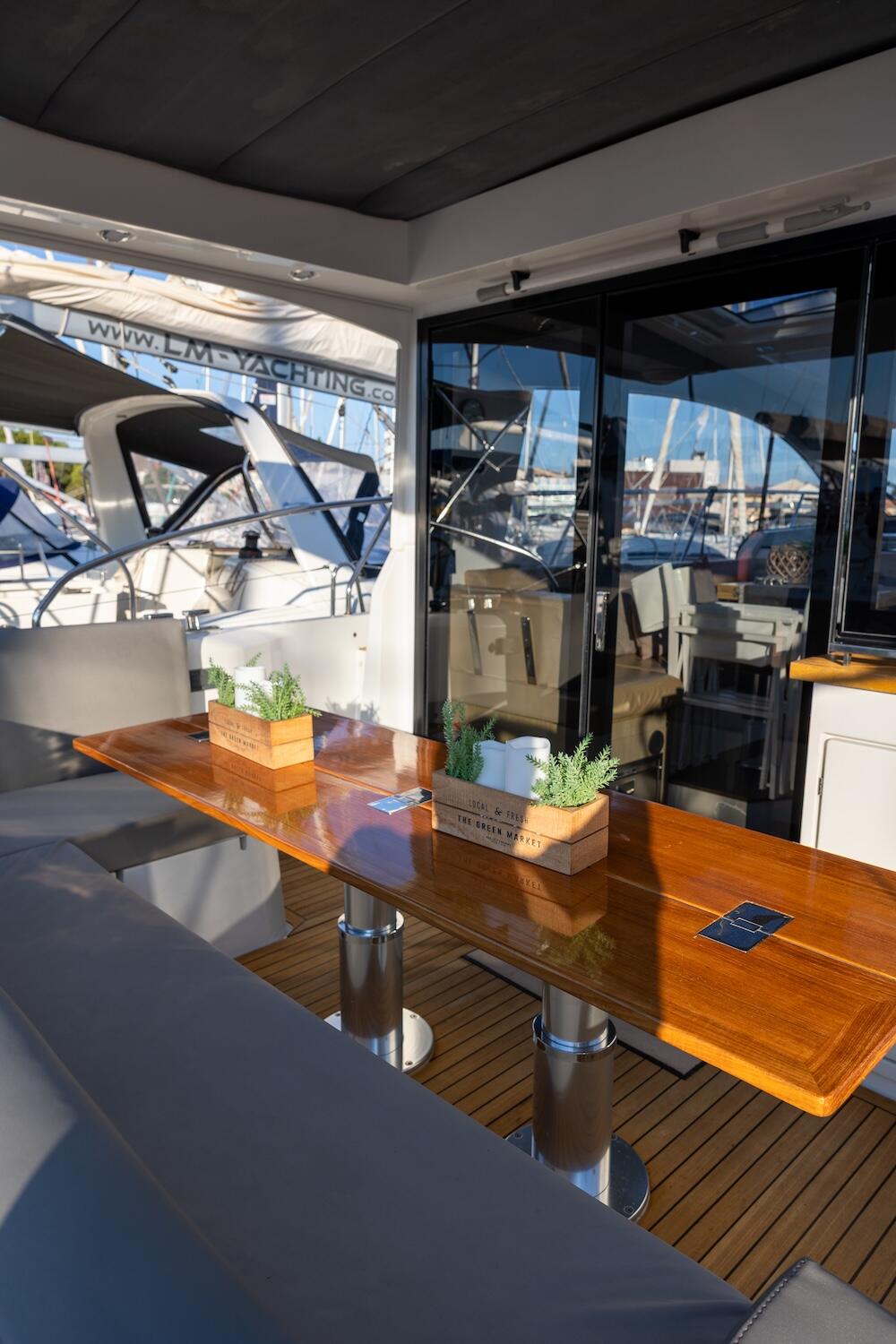 Motoryacht 