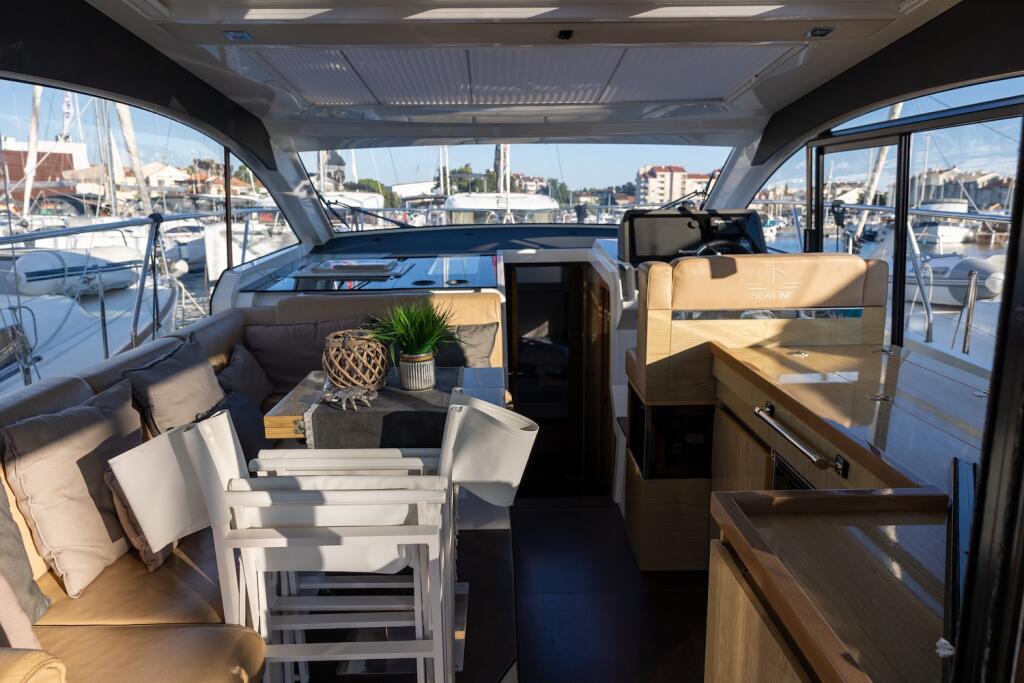 Motoryacht 