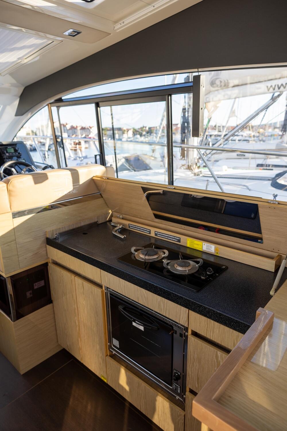 Motoryacht 