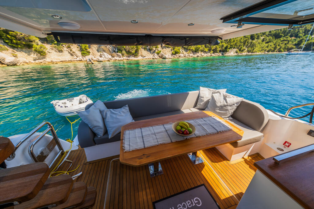 Motoryacht 