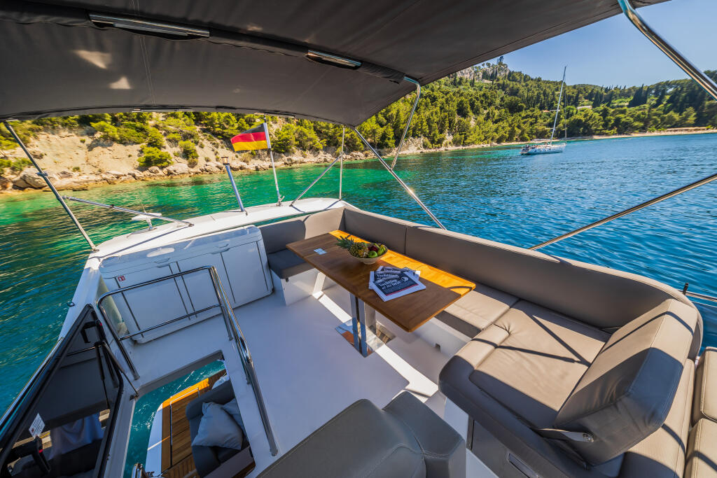 Motoryacht 