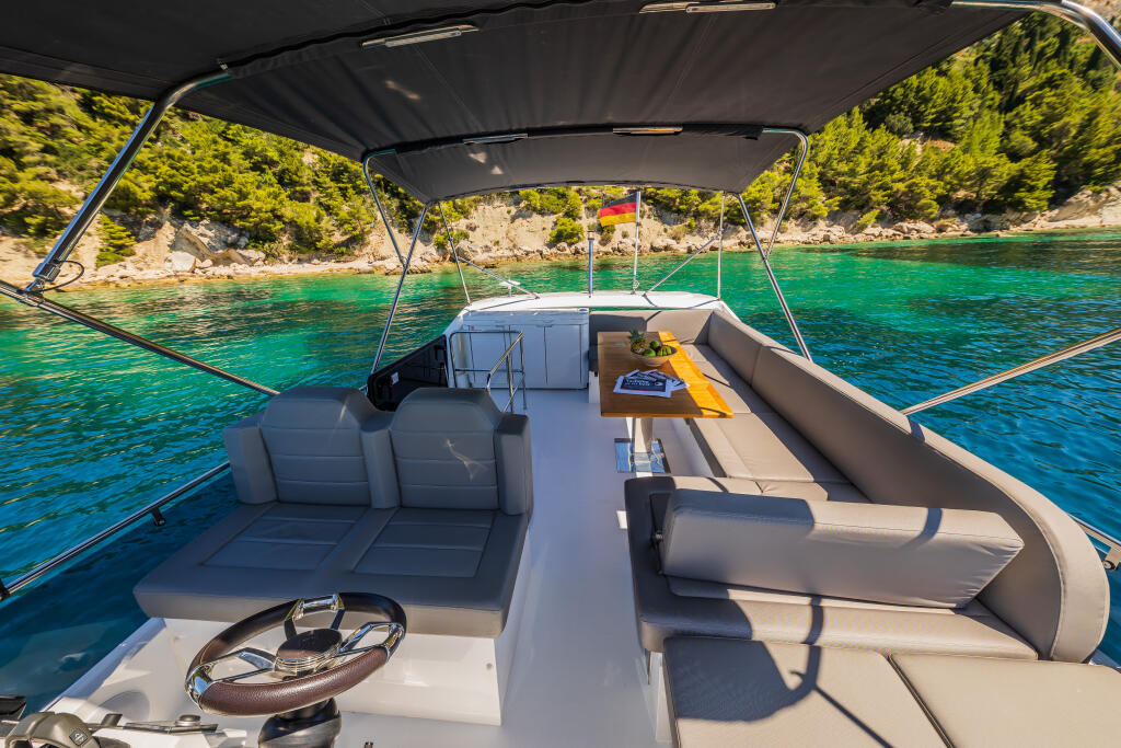 Motoryacht 