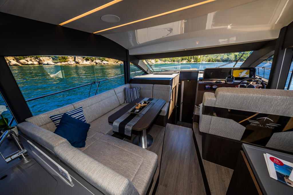 Motoryacht 