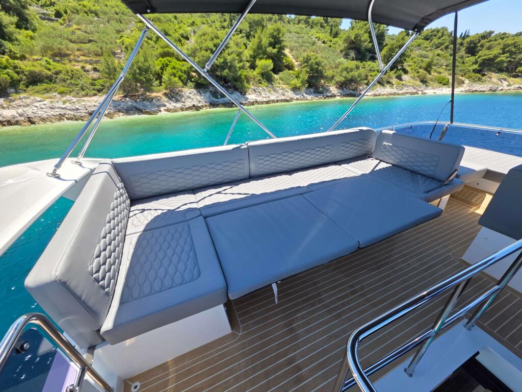 Motoryacht 