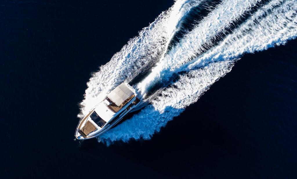 Motoryacht 