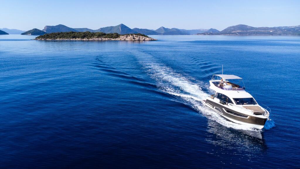 Motoryacht 