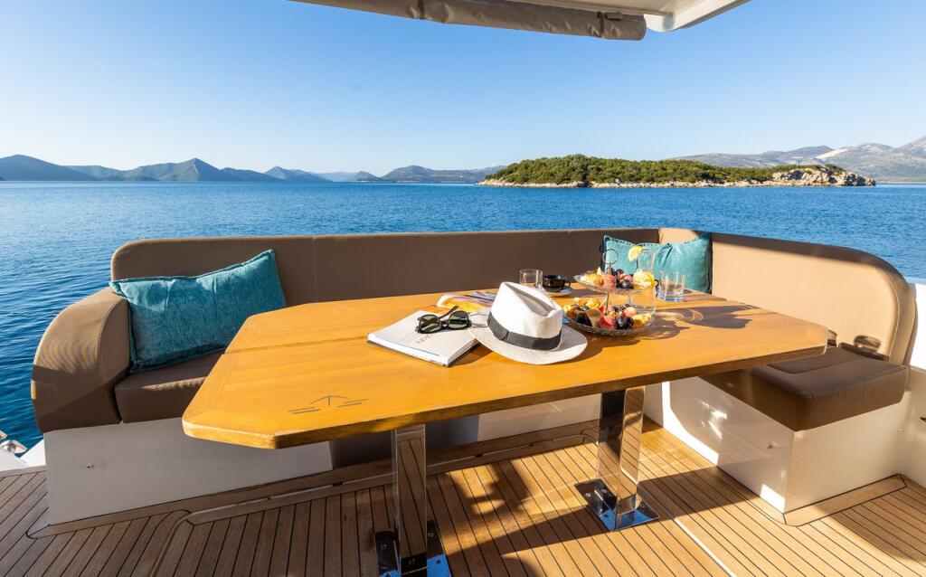 Motoryacht 