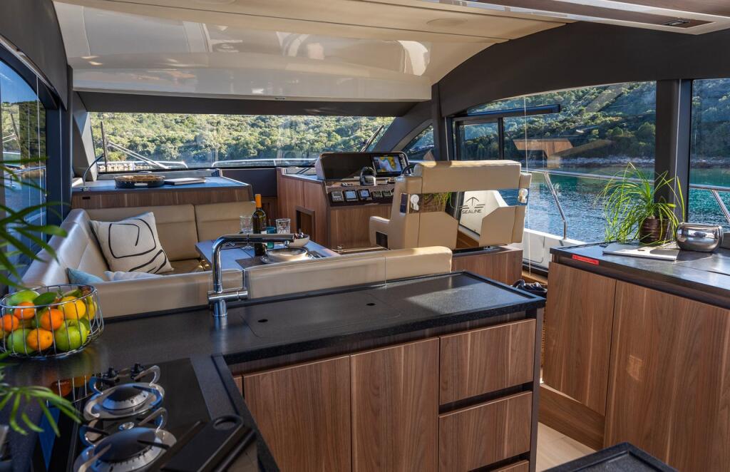Motoryacht 