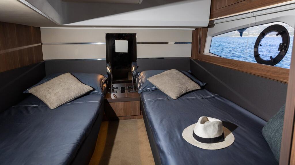 Motoryacht 