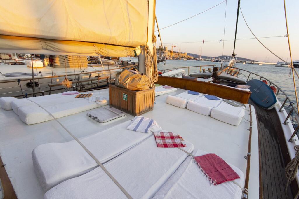 Gulet & Motor Sailer 