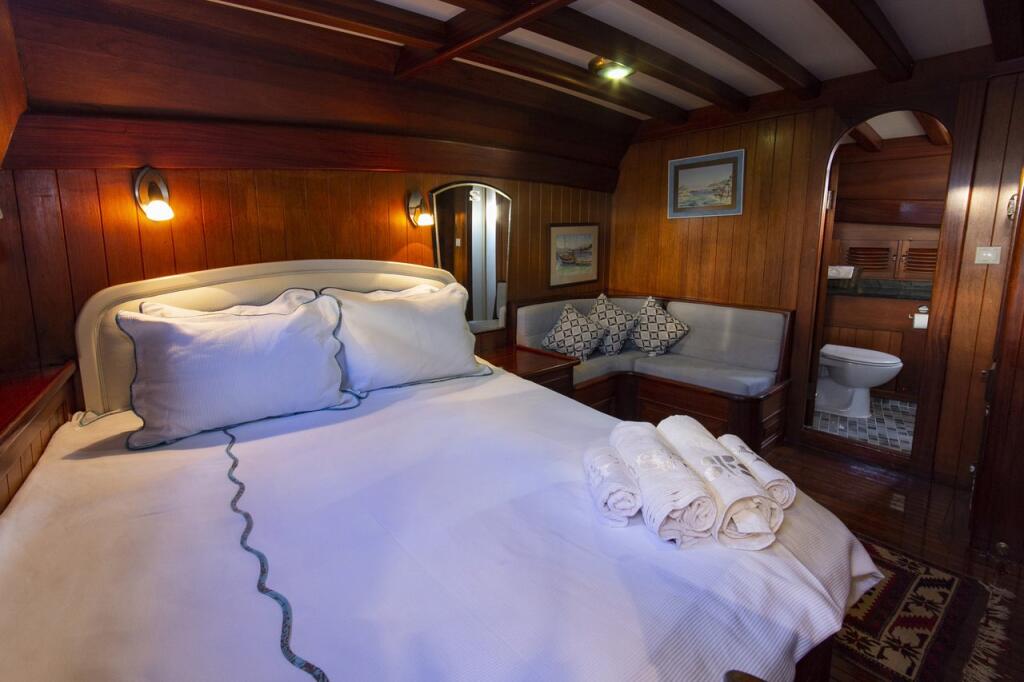 Gulet & Motor Sailer 