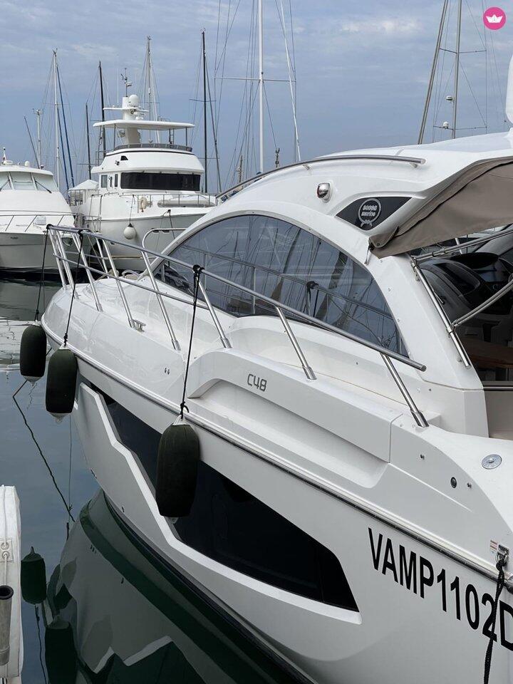Motoryacht 