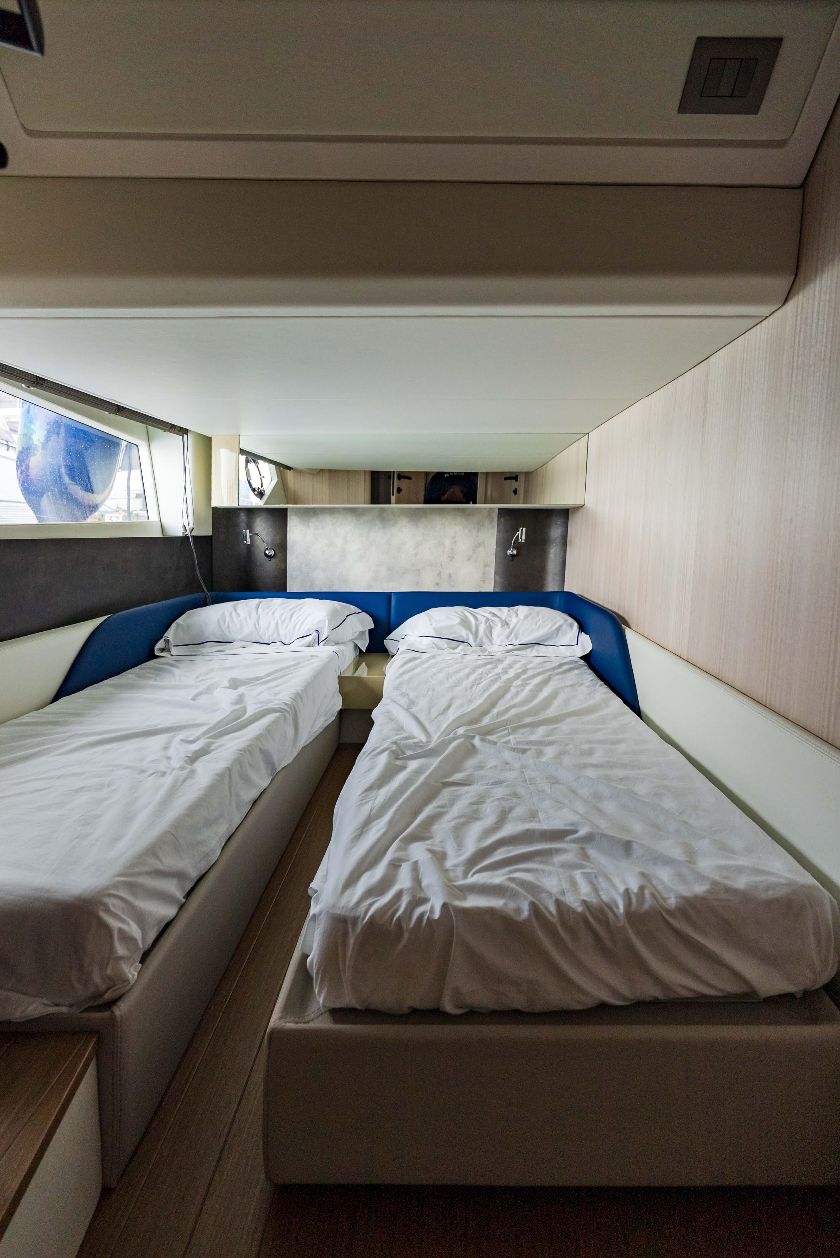 Motoryacht 