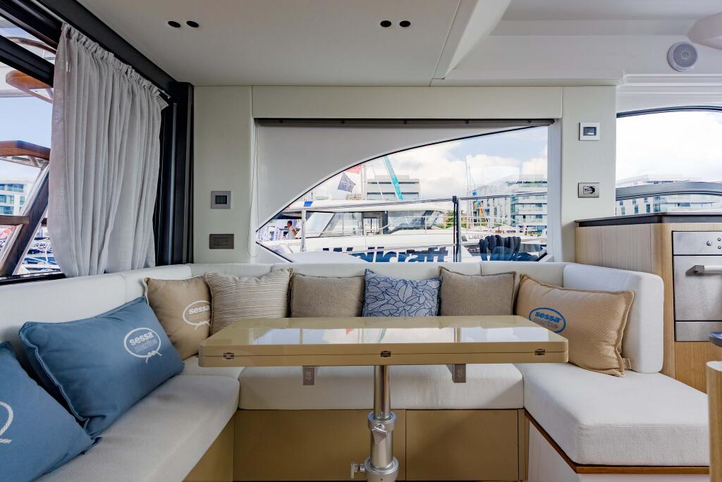 Motoryacht 