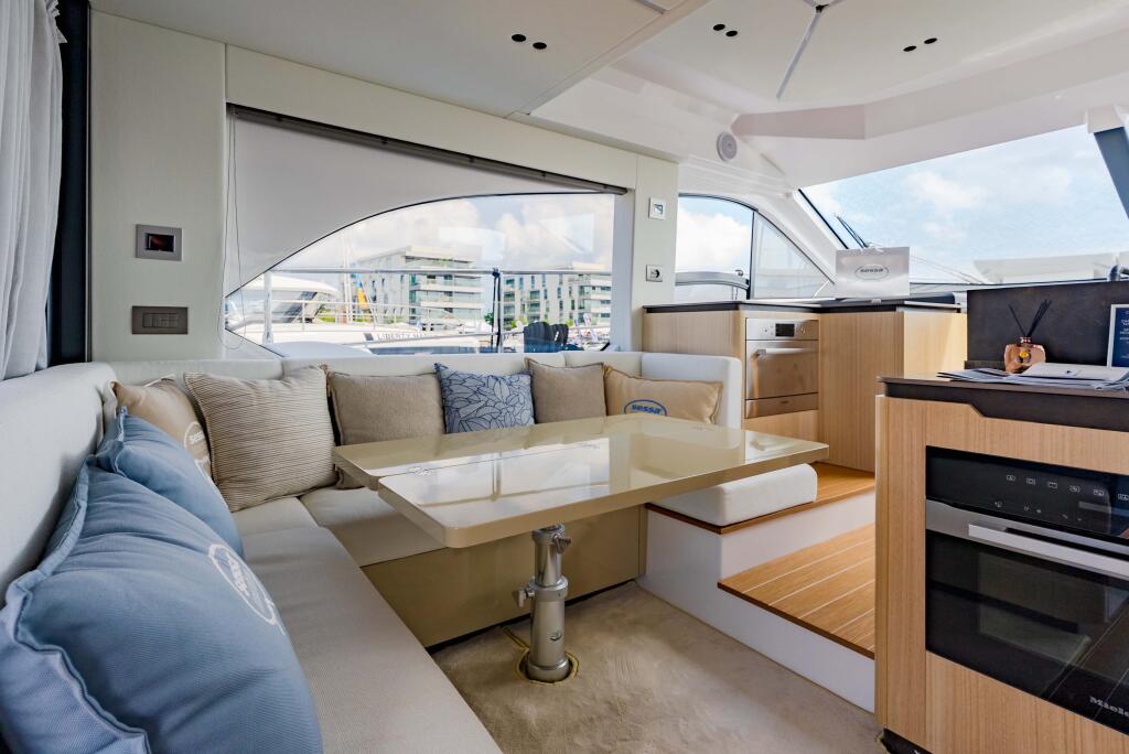 Motoryacht 