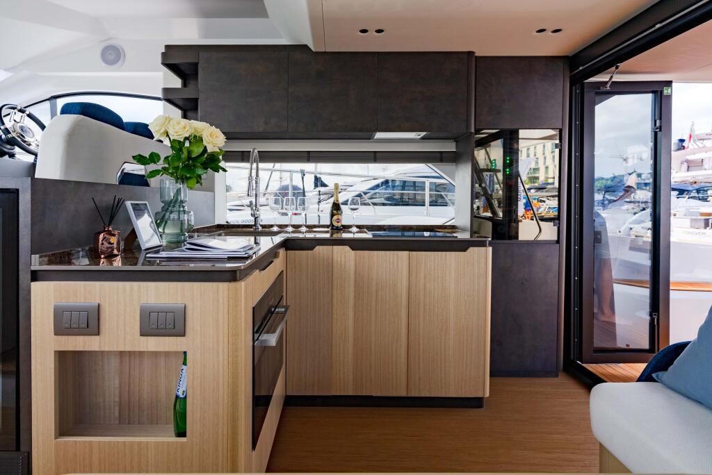 Motoryacht 