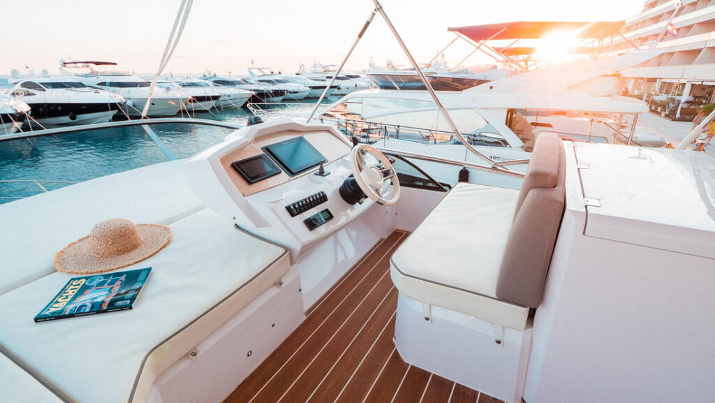 Motoryacht 