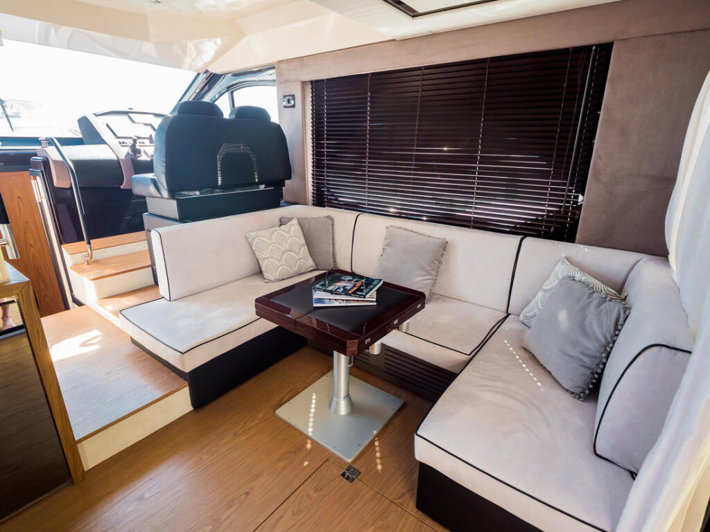 Motoryacht 