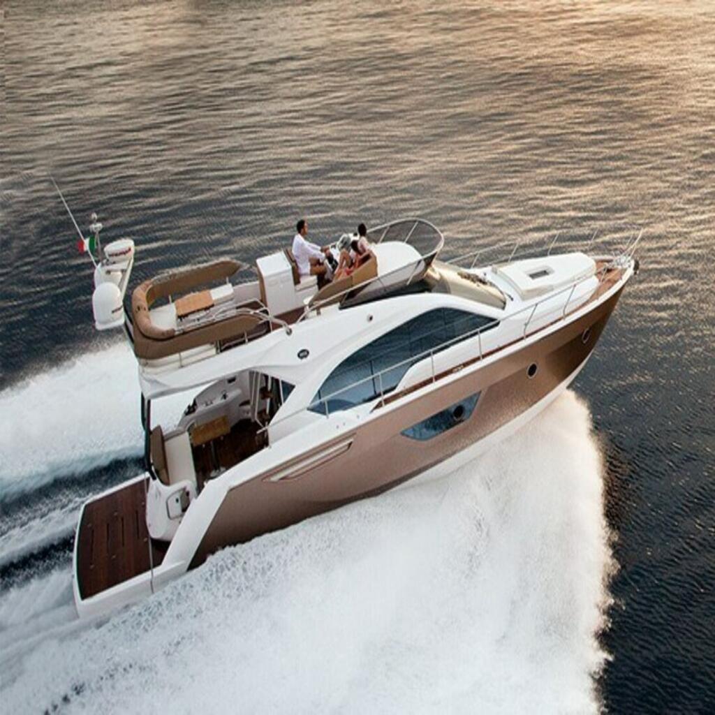 Motoryacht 