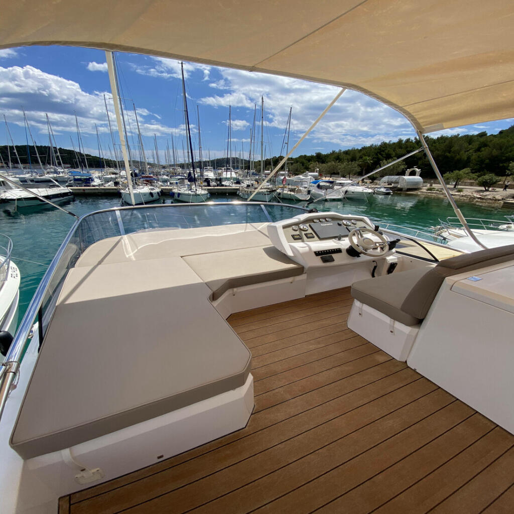 Motoryacht 