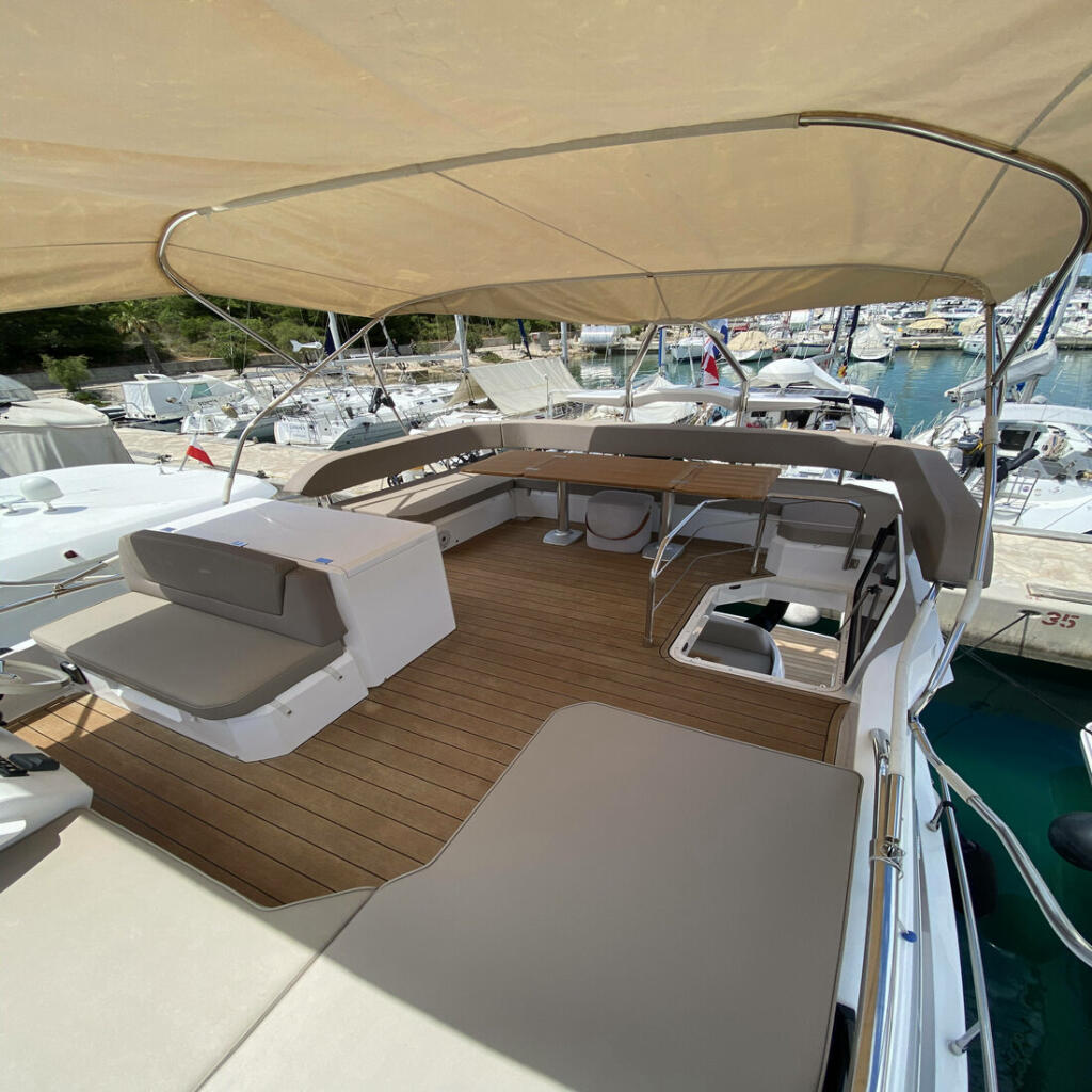 Motoryacht 