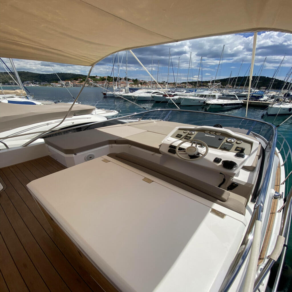 Motoryacht 