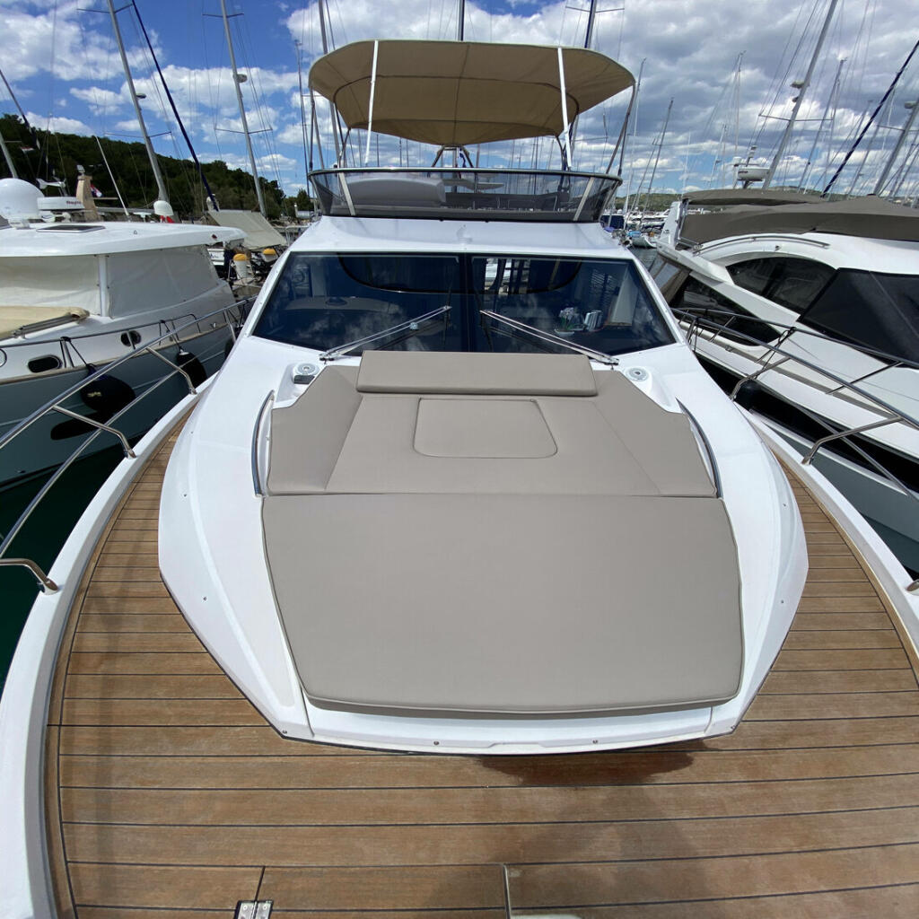Motoryacht 