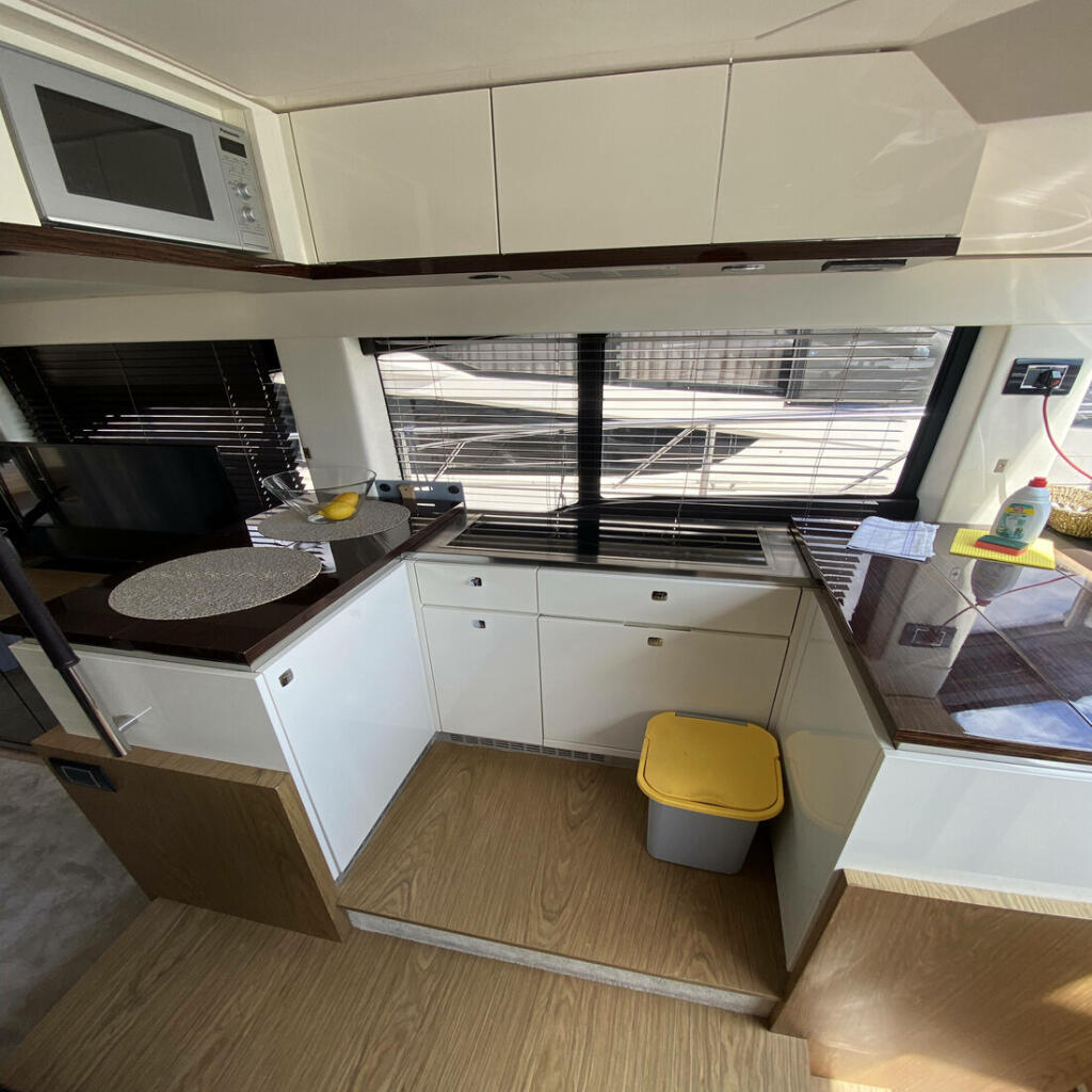 Motoryacht 