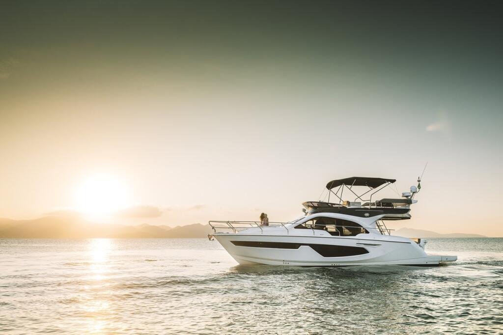 Motoryacht 