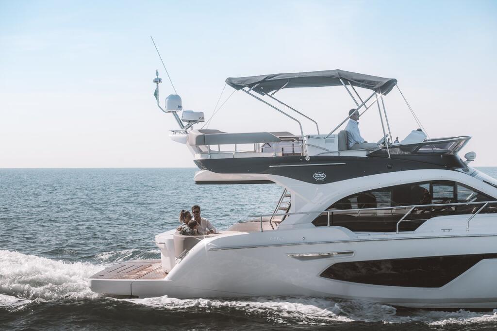 Motoryacht 
