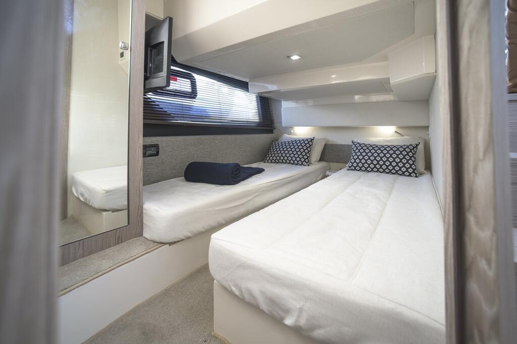 Motoryacht 