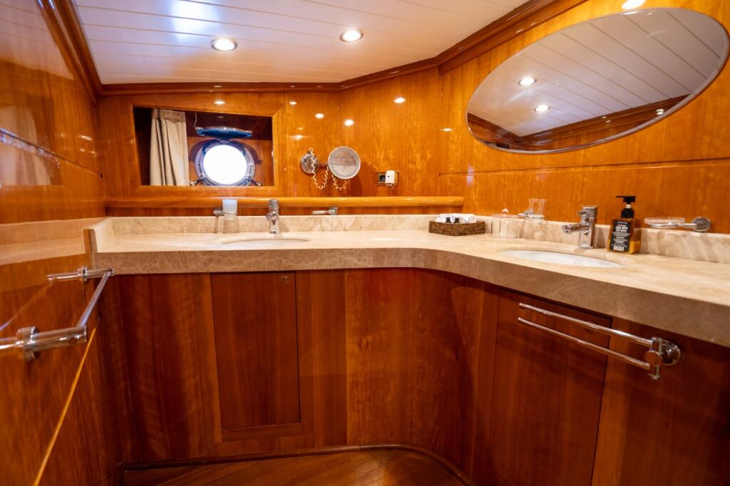 Gulet & Motor Sailer 