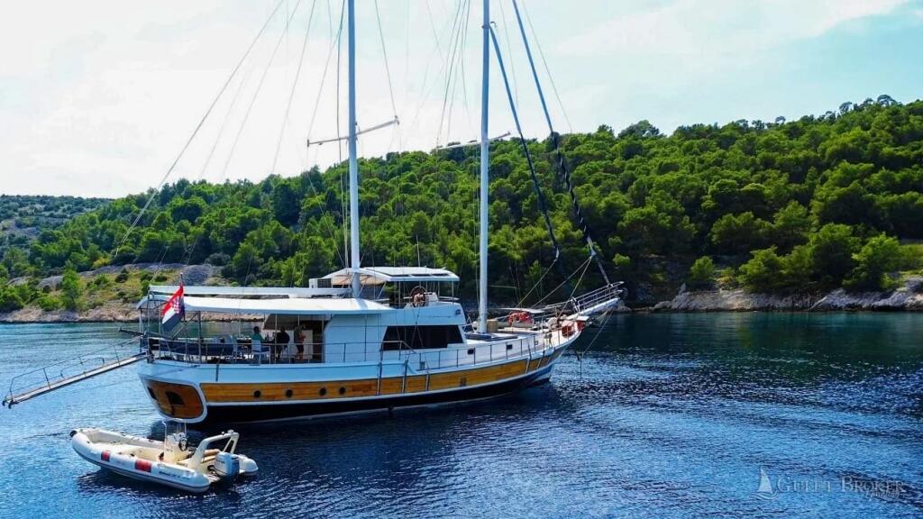 Gulet & Motor Sailer 