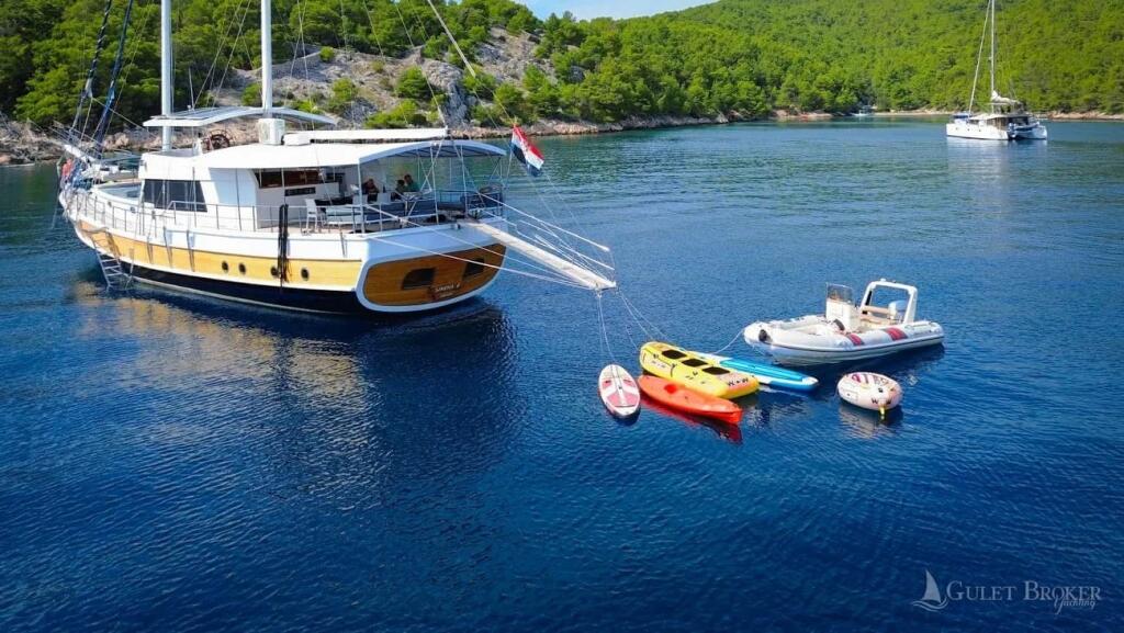 Gulet & Motor Sailer 