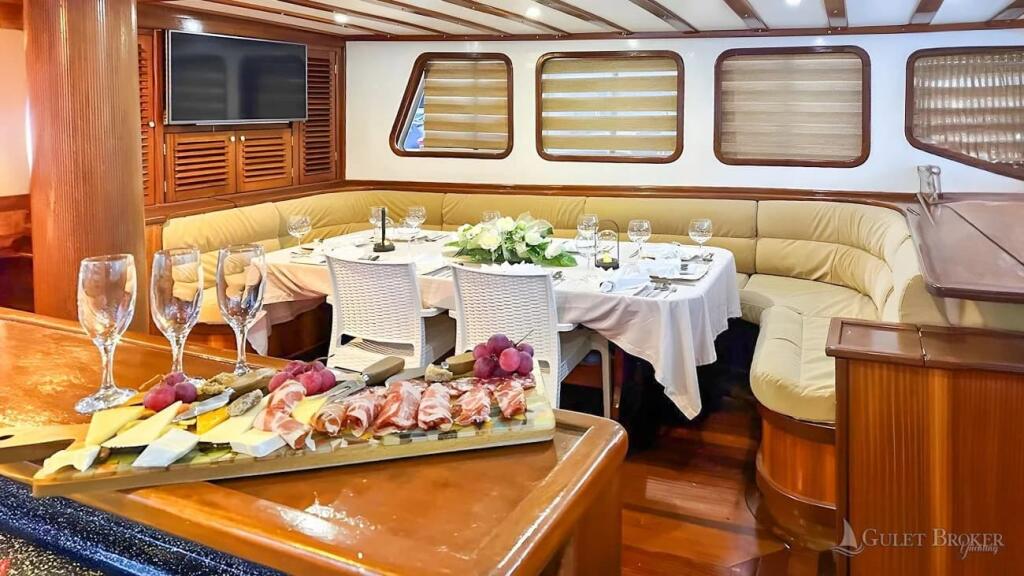 Gulet & Motor Sailer 