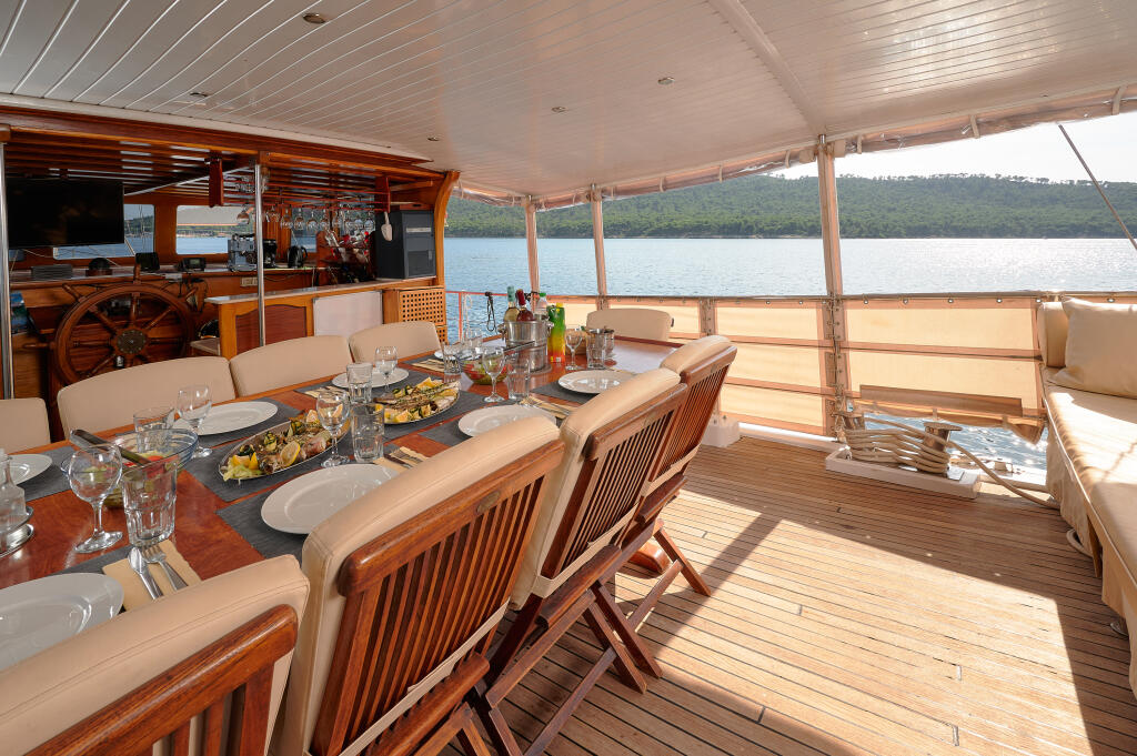 Gulet & Motor Sailer 