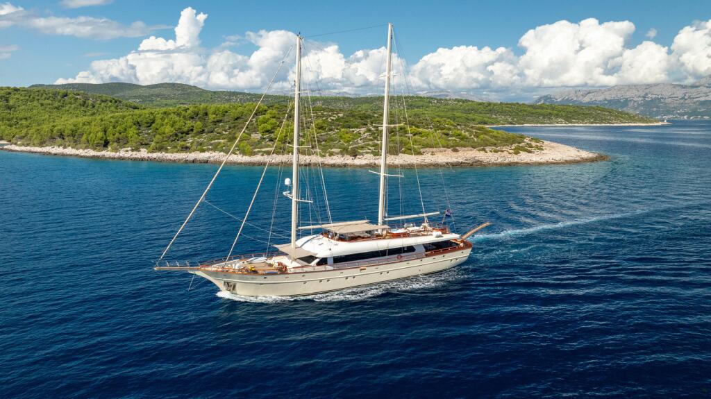 Gulet & Motor Sailer 