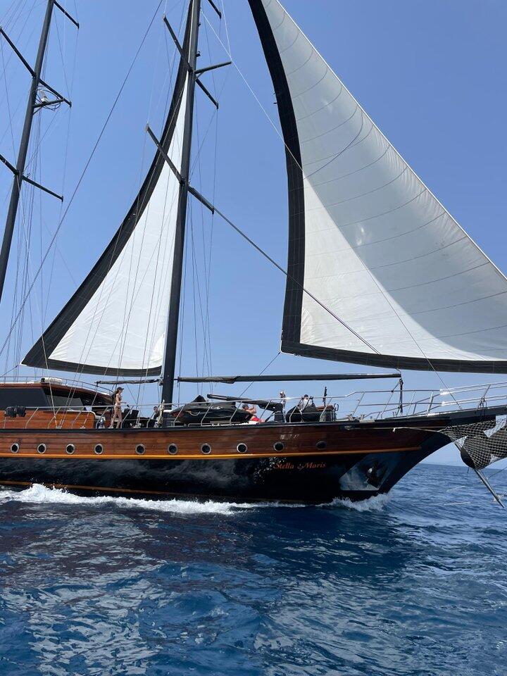 Gulet & Motorsailer 