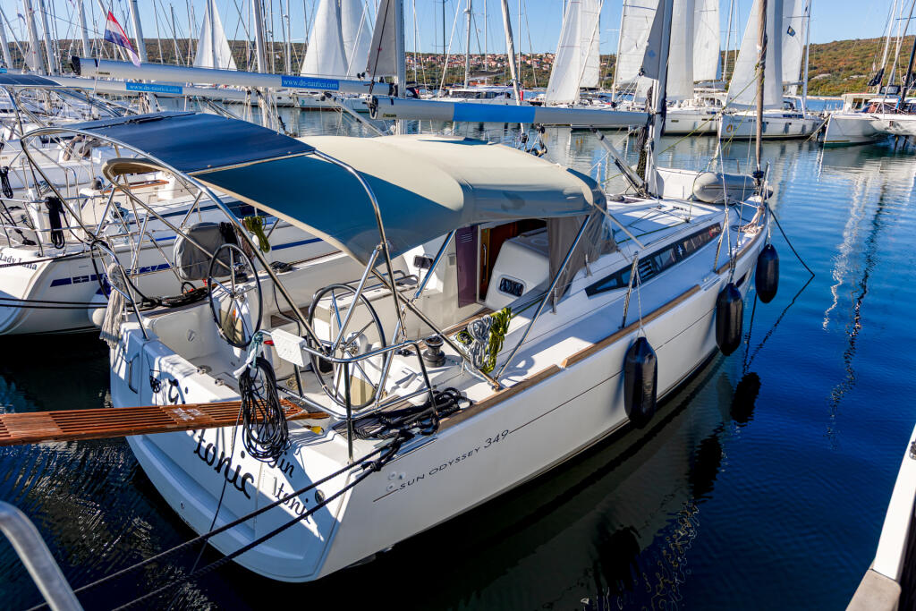 Segelyacht 